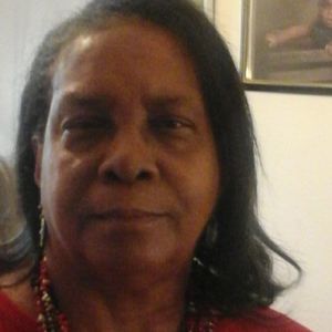 Meet your Posher, Lois